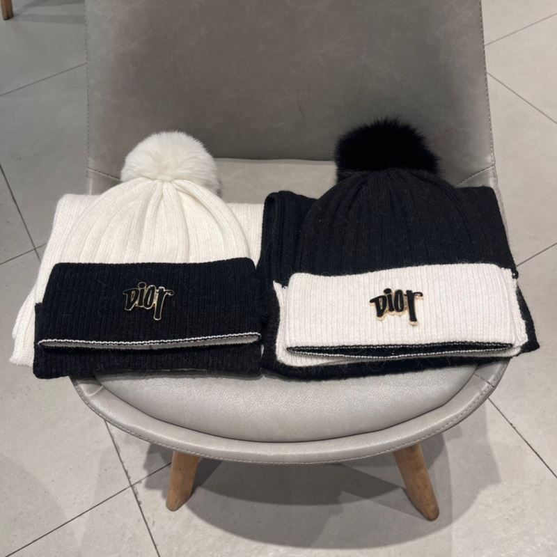 Christian Dior Caps Scarfs